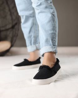 Colors – Black