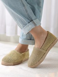 Also available in – Gold