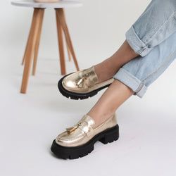 Also available in – Gold