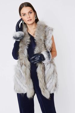 Selected Colour – Gray