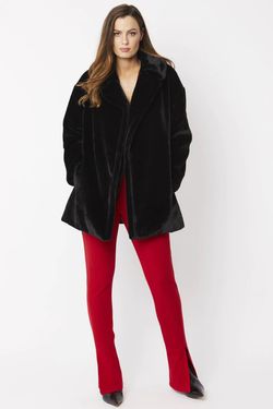 Selected Colour – Black