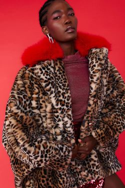 Selected Colour – Red