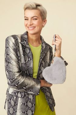 Selected Colour – Grey