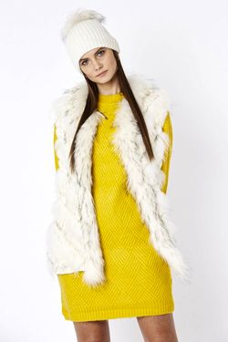 Selected Colour – Cream
