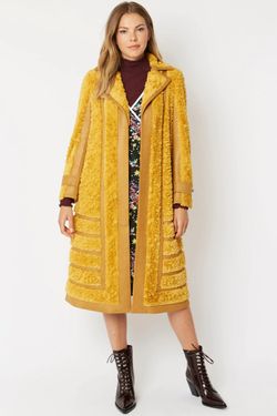 Selected Colour – Yellow