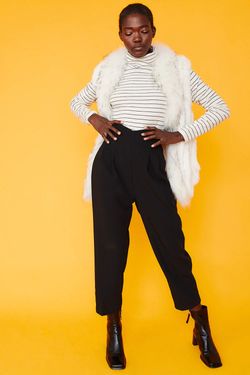 Selected Colour – Cream