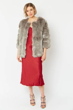 Selected Colour – Gray