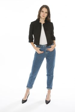 Selected Colour – Black