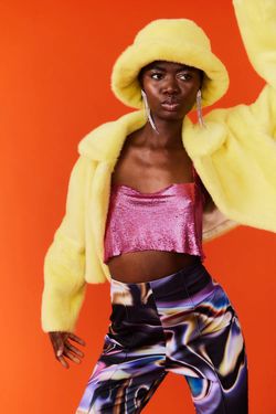 Selected Colour – Yellow