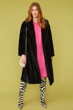 Selected Colour – Black