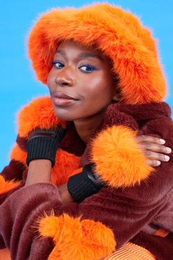 Selected Colour – Orange