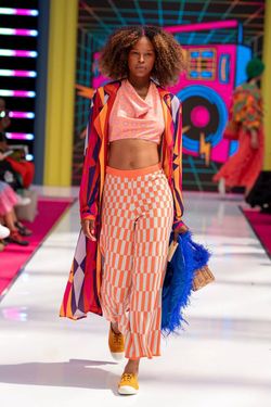 Selected Colour – Pink