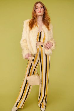 Selected Colour – Mocha