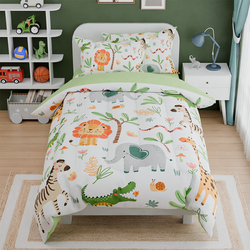 Kids Comforter – Green Jungle Animal