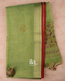 Colours – Parrot Green