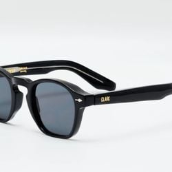OLIVER – BLACK / SMOKE