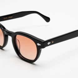 HUGO – BLACK / SUNSET GRADIENT