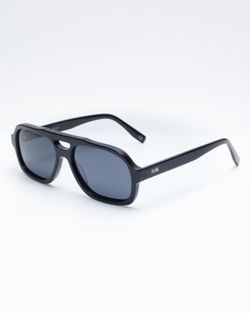 WOLF – BLACK
