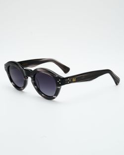 MATTHEW – GRAY TORTOISE / GRAY
