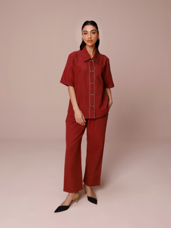Color – Maroon