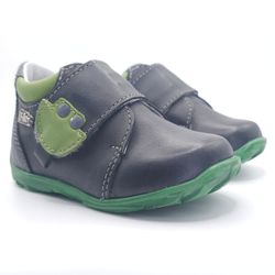 Color – Dark Gray and Green