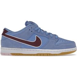 Model – Nike SB Dunk Low Philadelphia Phillies
