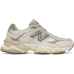 Model – New Balance 9060 Sea Salt White