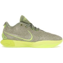 Model – Nike LeBron 21 Algae