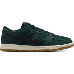 Model – Nike SB Dunk Low Pro Deep Fir