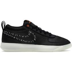 Model – Nike Book 1 Halloween