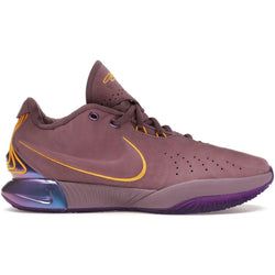 Model – Nike LeBron 21 Purple Rain