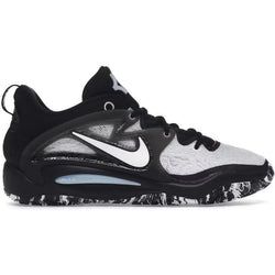 Model – Nike KD 15 Refuge