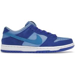 Model – Nike SB Dunk Low Blue Raspberry