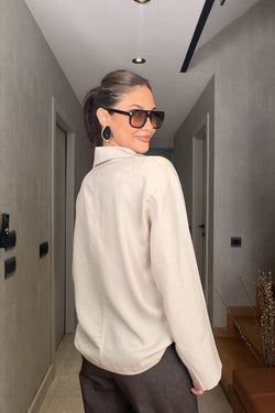 Kol Düğme Detaylı Gömlek – Beyaz