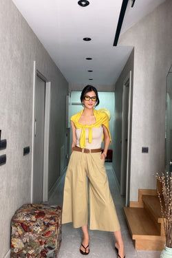 Kemerli Bermuda Pantolon – Bej