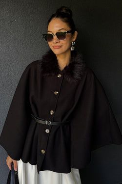 Yakası Kürklü Panço – Siyah
