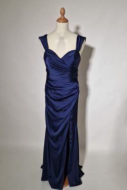 Farbe: – dunkelblau
