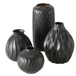 Farbe – Schwarz