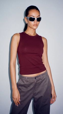 Color – Maroon