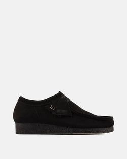 COLOUR – Black Suede