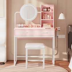 Color – White-pink