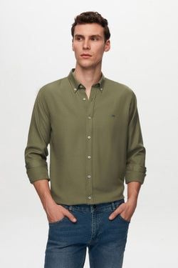 Color – Khaki