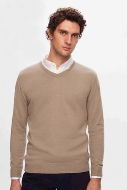 Color – Beige