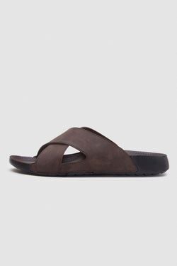 Color – Brown