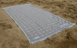 Color/Pattern – Sand