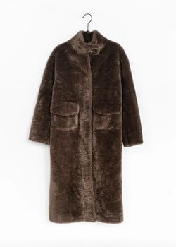 Farbe – Nuss