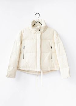 Farbe – Offwhite