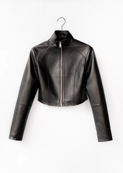 Farbe – Schwarz
