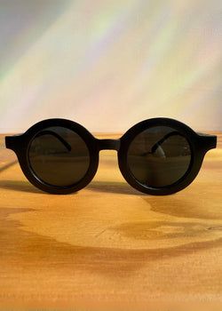 Style/Colour – Round Black