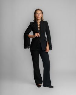 Colour – Black